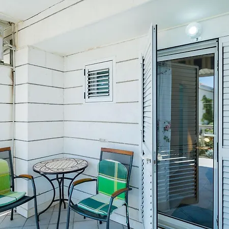 Gostinjska kuća Marija Adriatic 3*